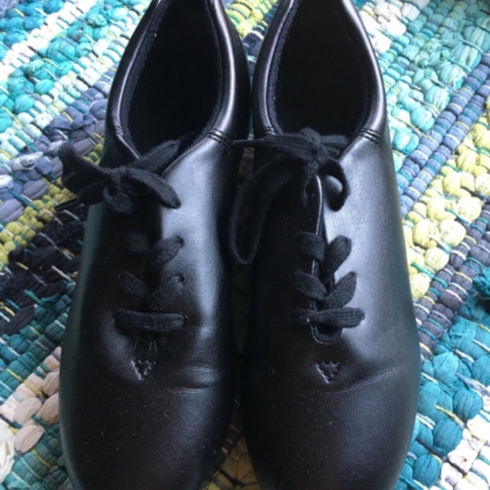 Capezio Lace Up Oxford Tap Shoes